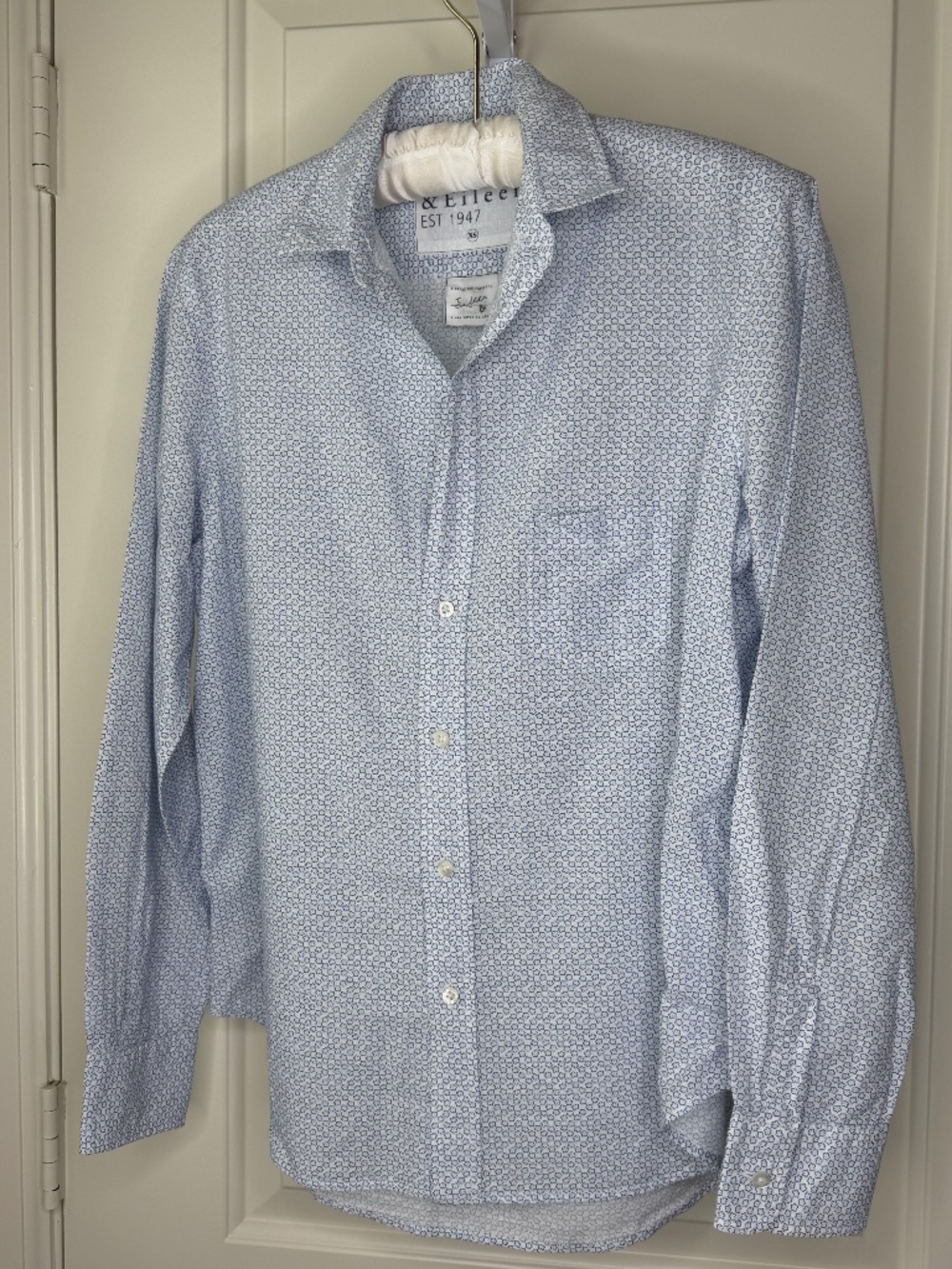 Frank & Eileen Italian Woven Floral Button-Down Shirt‎ XS